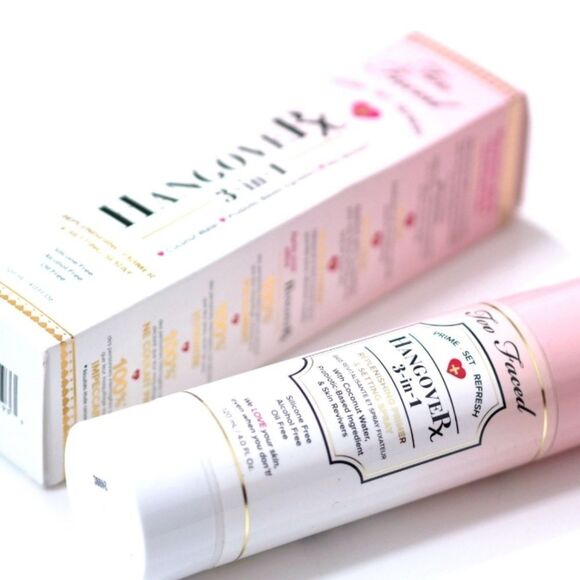 Too Faced Hangover 3-In-1 Replenishing Primer &  Setting Spray - Picture 3 of 6